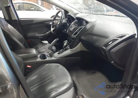 2013 Ford Focus Se z USA, uszkodzony, nr VIN 1FADP3K27DL378372